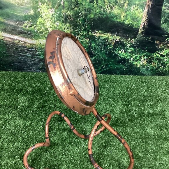 Handmade Modern Metal Standing Clock - Picture 6 of 8